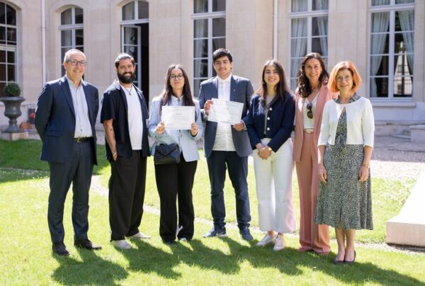 Sans titre 1 20 1 600x404 - Le Maroc remporte les Olympiades de la chimie à Paris grâce au Groupe Scolaire Jacques Chirac de Rabat