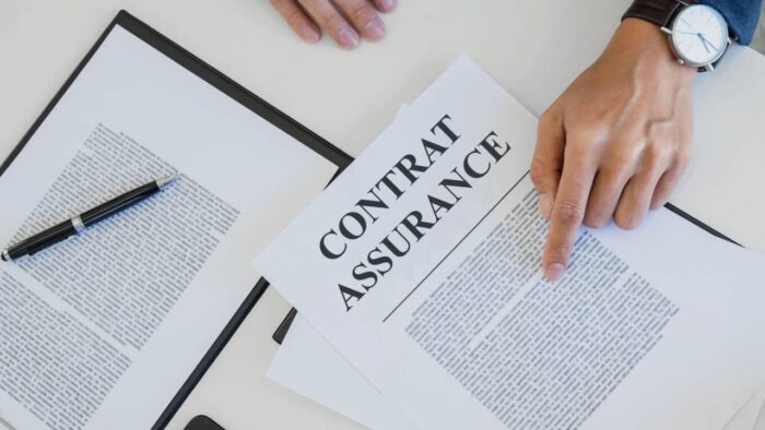 contrat assurance scaled - Vers une hausse des primes d’assurance auto avec la réforme de l’indemnisation des victimes