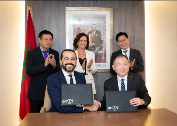 ONMT chinois 600x428 - L’ONMT et China Eastern Airlines s’allient pour la promotion du Maroc en Chine