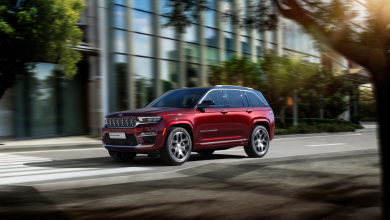 Grand Cherokee 1 390x220 - Ayant raté le mobile, Microsoft tente la voiture connectée!