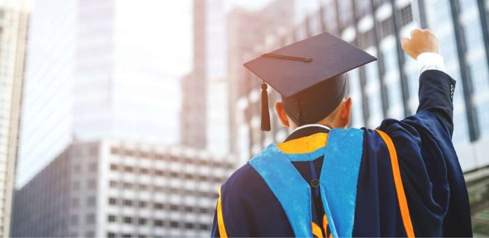 Masters payants : la polémique enfle dans l’enseignement supérieur marocain Masters payants scaled - Masters payants : la polémique enfle dans l’enseignement supérieur marocain