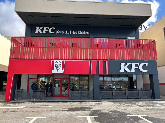 KFC Maroc ouvre son 47ᵉ restaurant au centre commercial Almaz à Casablanca KFC 1 - KFC Maroc ouvre son 47ᵉ restaurant au centre commercial Almaz à Casablanca