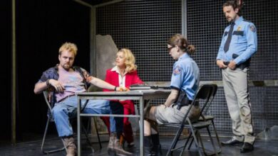 “The Loop” : quand le rire tourne à la folie The Loop photo 2 390x220 - “The Loop” : quand le rire tourne à la folie