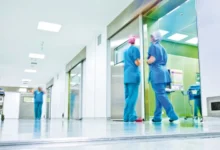 cliniques privees 220x150 - Cliniques privées : le gouvernement annonce un durcissement des contrôles et des sanctions contre les pratiques illégales