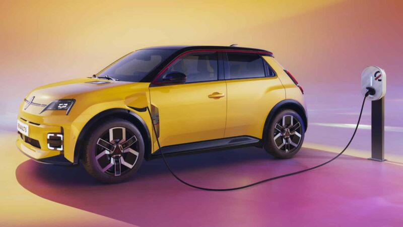 Renault 5 electrique - Automobile : Renault annonce la fin du thermique pour 2030 et accélère sa transition électrique