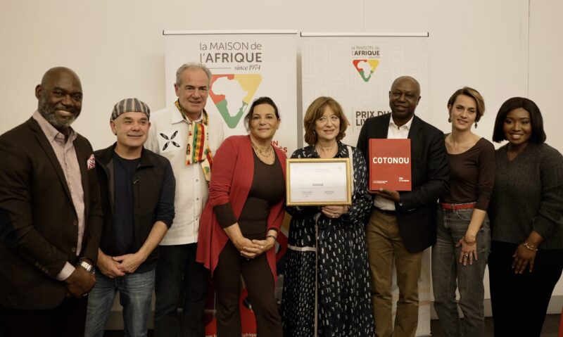 Remise du Prix Nid dartistes - Édition : « Nid d’artistes » primé à Paris, une collection marocaine au service de la mémoire culturelle africaine