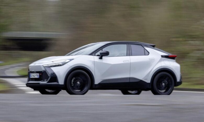 toyota chr 2024 BD 02 780x470 - Toyota lance au Maroc la nouvelle génération du C-HR, entre design radical et hybridation avancée